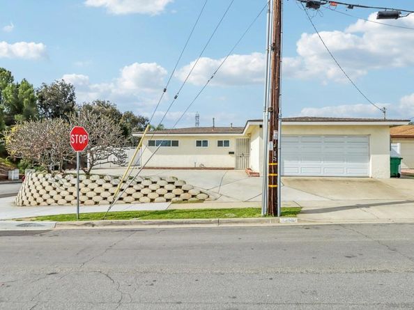 4106 Dellwood St, San Diego CA 92111