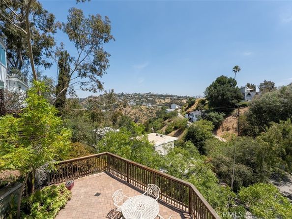 8248 Mannix, Los Angeles CA 90046