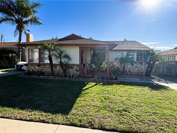 1658 W 109th Place, Los Angeles CA 90047