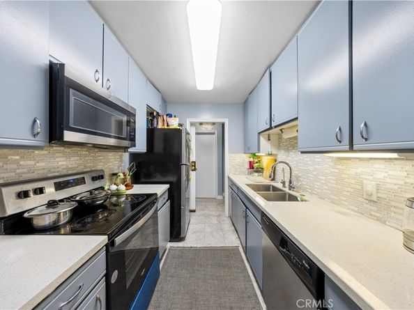 121 Sinclair Avenue 225, Glendale CA 91206