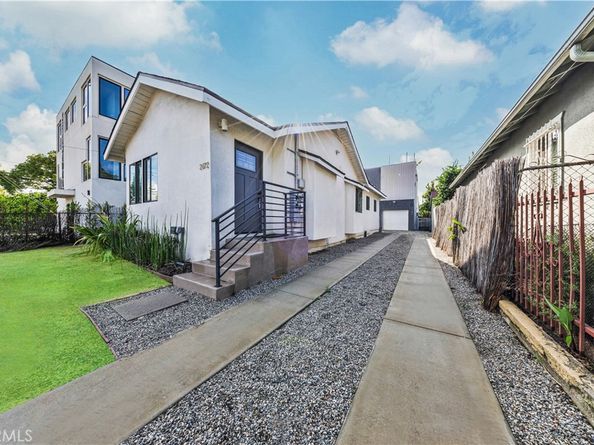 2672 Newell St, Los Angeles CA 90039