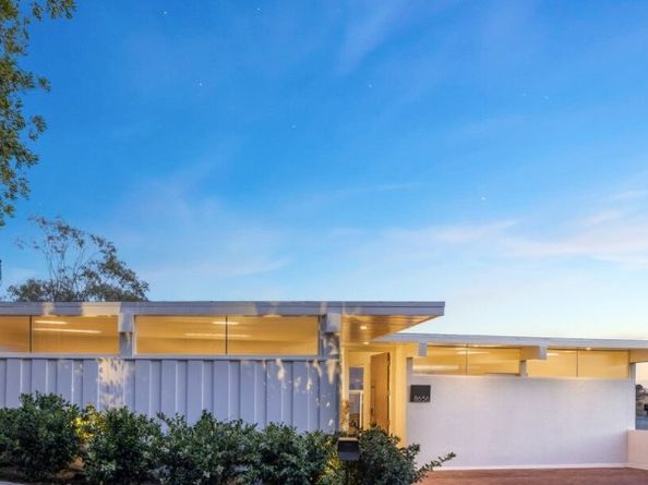 8656 Skyline, Los Angeles CA 90046