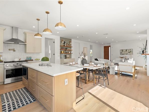 5449 S Victoria, Los Angeles CA 90043