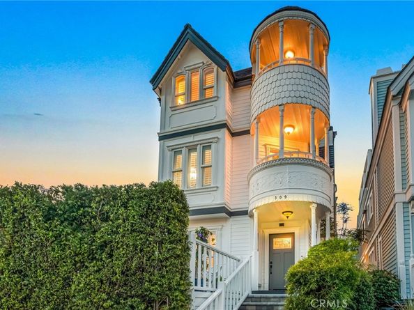 309 21st, Huntington Beach CA 92648