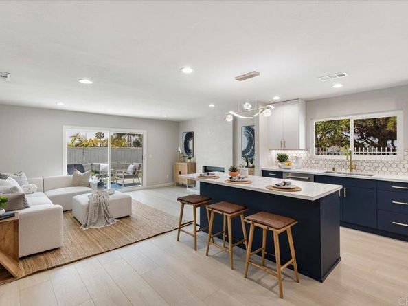 7911 Terraza Disoma, Carlsbad CA 92009