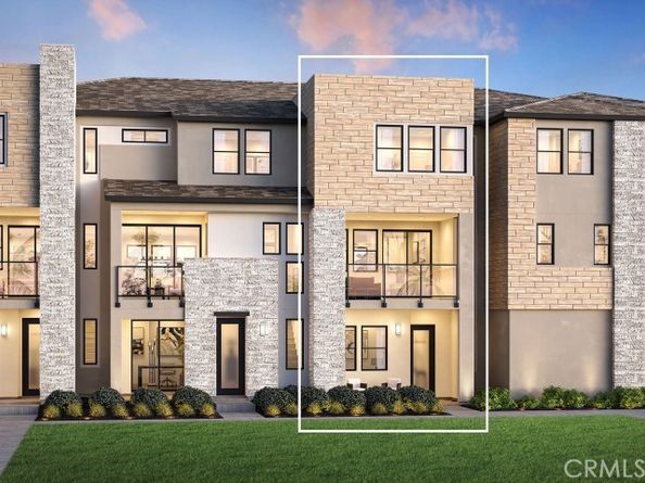 109 Sawtelle 3, Irvine CA 92618