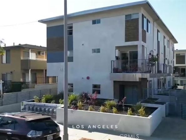 1245 N New Hampshire Avenue 2, Los Angeles CA 90029