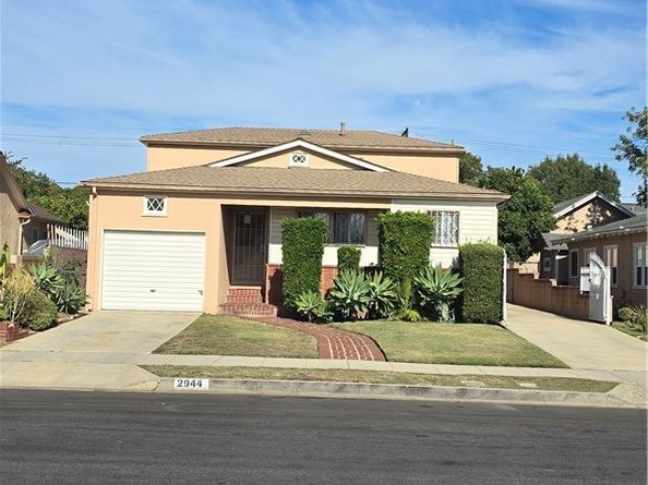 2944 8th Avenue, Los Angeles CA 90018