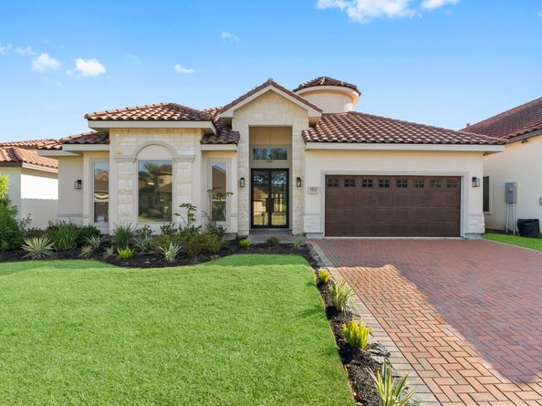 15922 Bridges Fairway Lane, Houston TX 77068