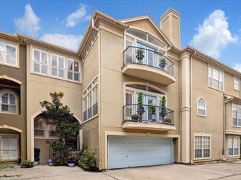 3307B W Lamar Street