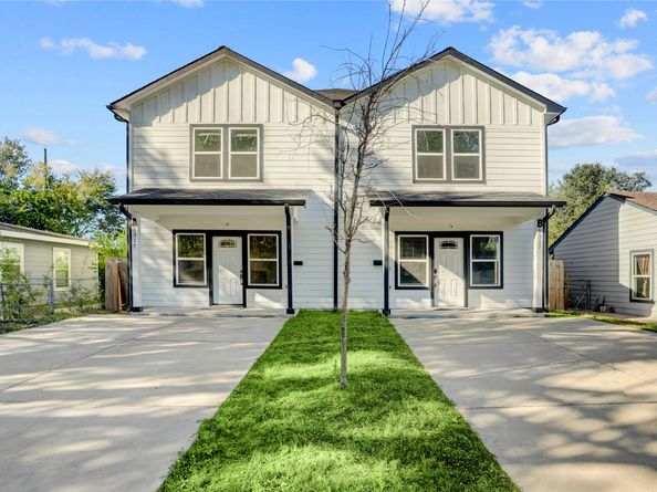 5317 Chennault Road A / B, Houston TX 77033