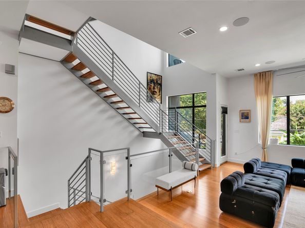 1411 Hickory Street, Houston TX 77007