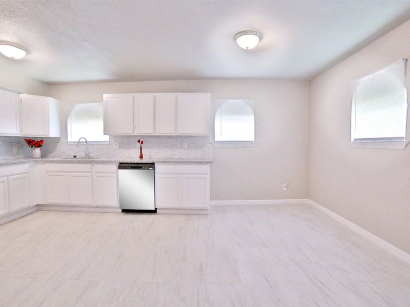 9409 Kentshire Drive, Houston TX 77078