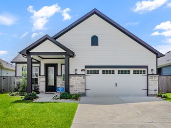 1206 Hidden Oaks Dr