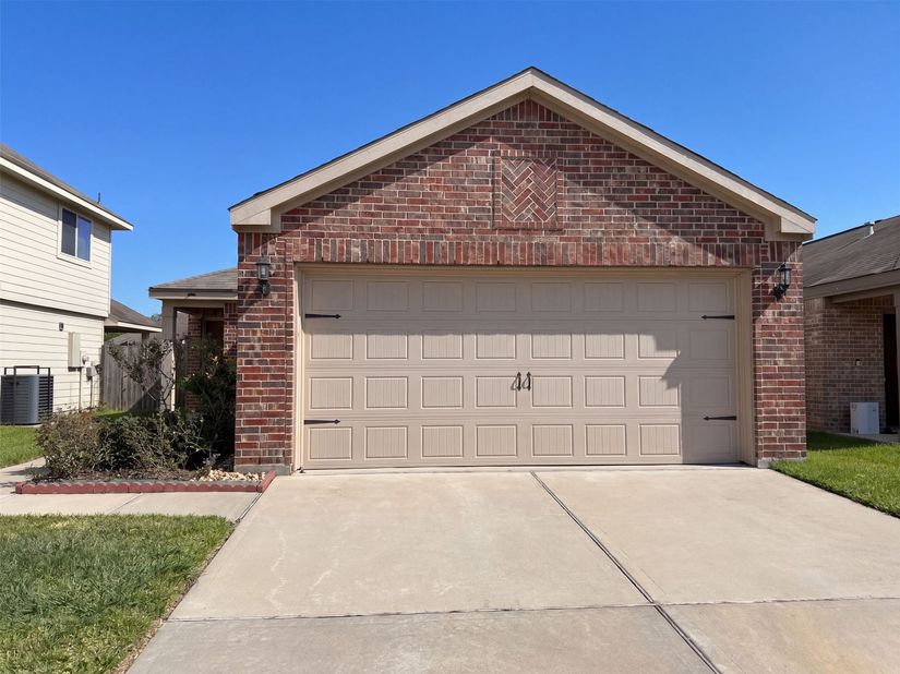 6115 El Oro Drive, Houston TX 77048