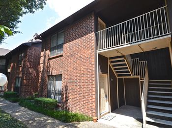 3100 Walnut Bend