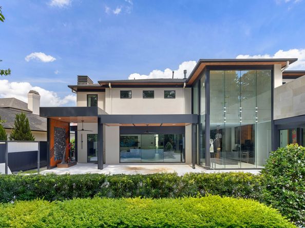 15 Regent Square, The Woodlands TX 77381