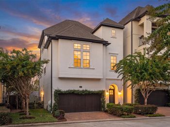 1660 Wrenwood Lakes