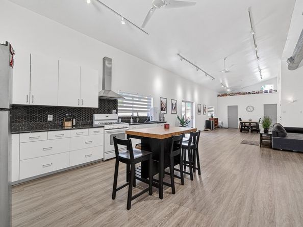 7817 Easton Street, Houston TX 77017