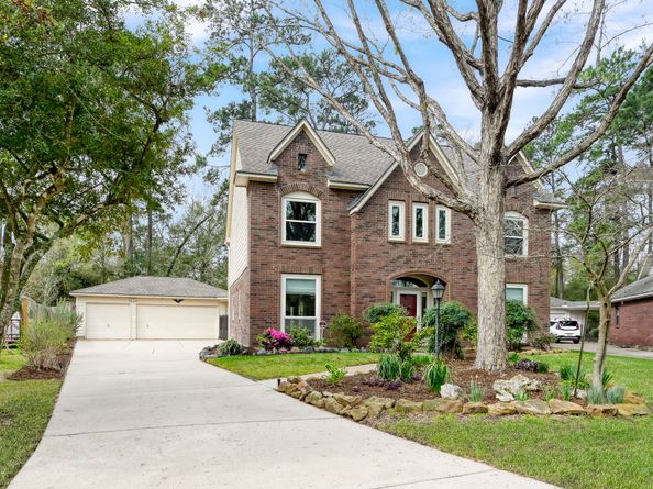 92 S Bonneymead Circle, The Woodlands TX 77381