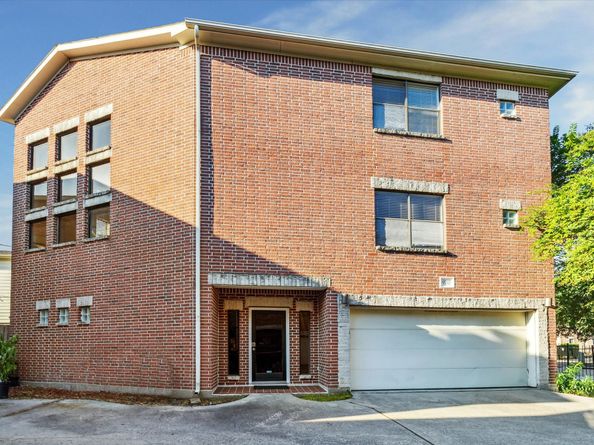 9710 Riddlewood Lane, Houston TX 77025