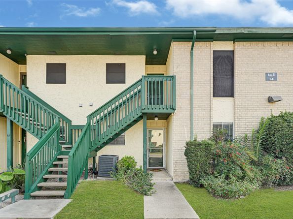 1516 Bay Area Blvd R6, Houston TX 77058