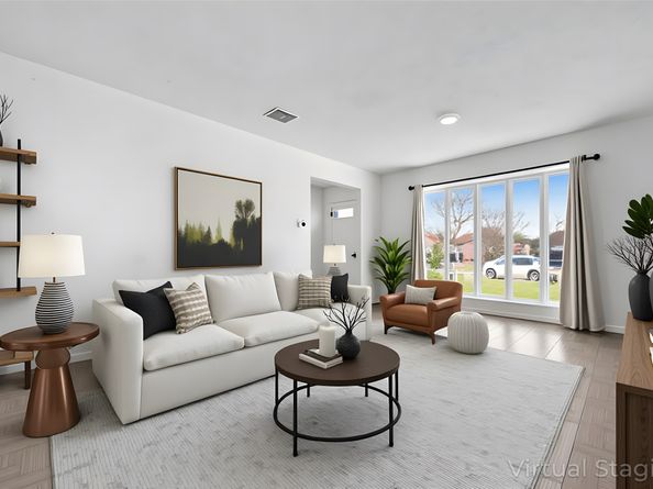 8611 Amblewood Drive, Houston TX 77099