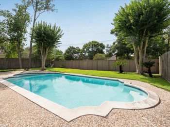 607 Oak Harbor Drive