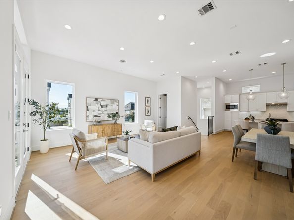 1403 W 21st St B, Houston TX 77008