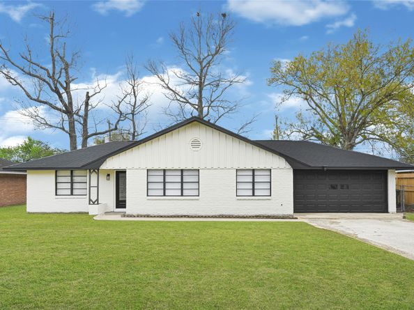 8931 Blankenship Drive, Houston TX 77080