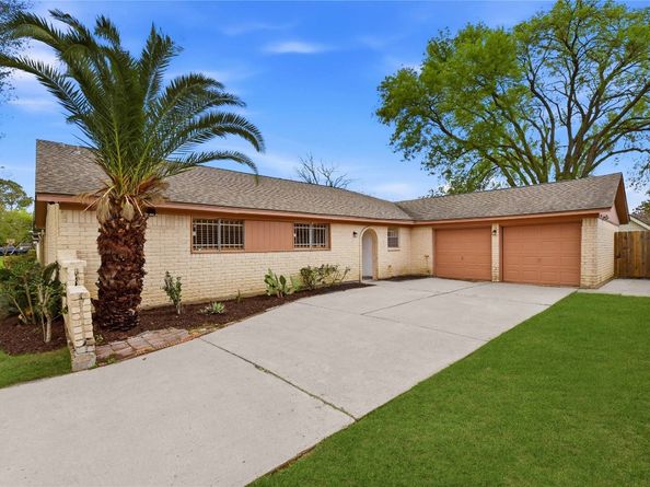 9211 Benning Drive, Houston TX 77031