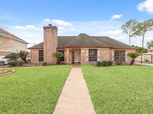 15319 La Paloma Drive, Houston TX 77083