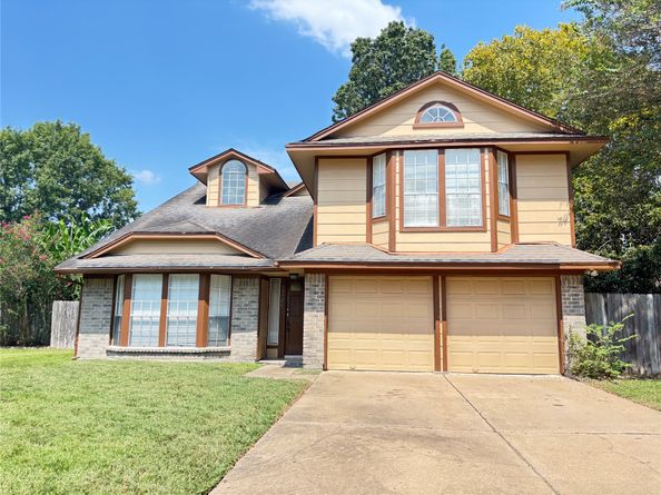 15526 Barbarossa Drive, Houston TX 77083