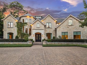 1006 River Glynn Drive