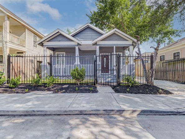 1606 Ruthven Street, Houston TX 77019