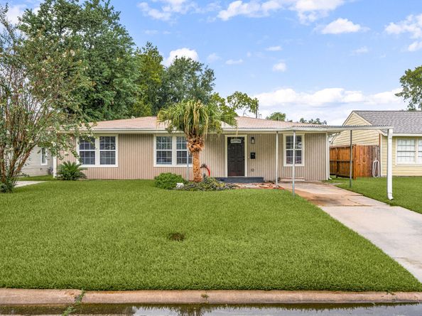 1206 Oak Meadows Street, Houston TX 77017