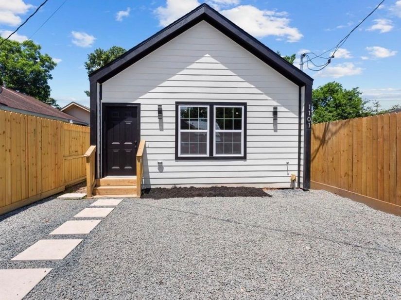 1101 Wooding Street, Houston TX 77011