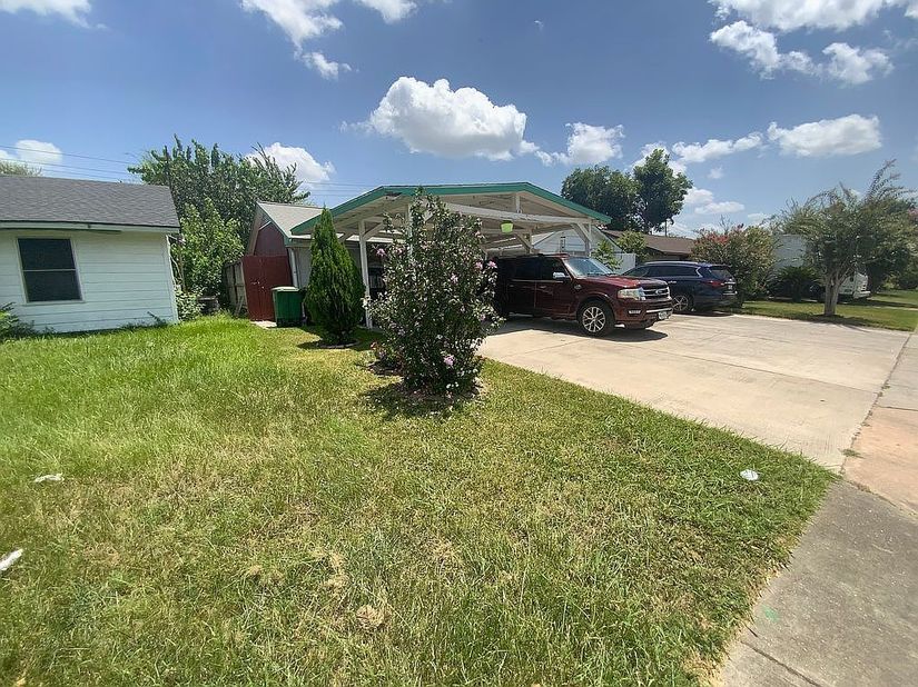 1838 Huge Oaks Street, Houston TX 77055