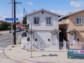 1301 E Pacific Coast