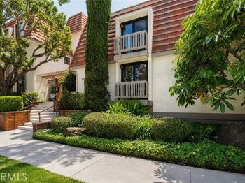10470 Riverside