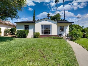 8925 Youngdale