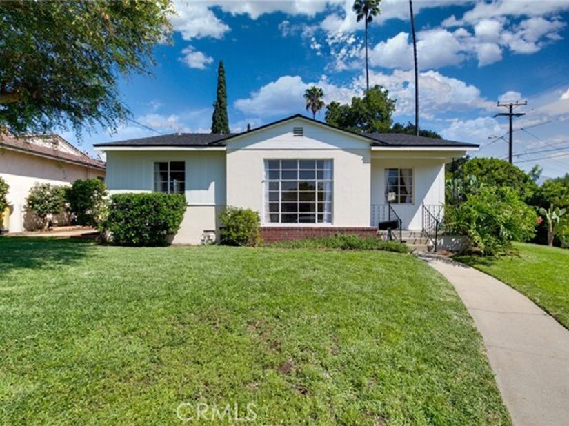 8925 Youngdale, San Gabriel CA 91775