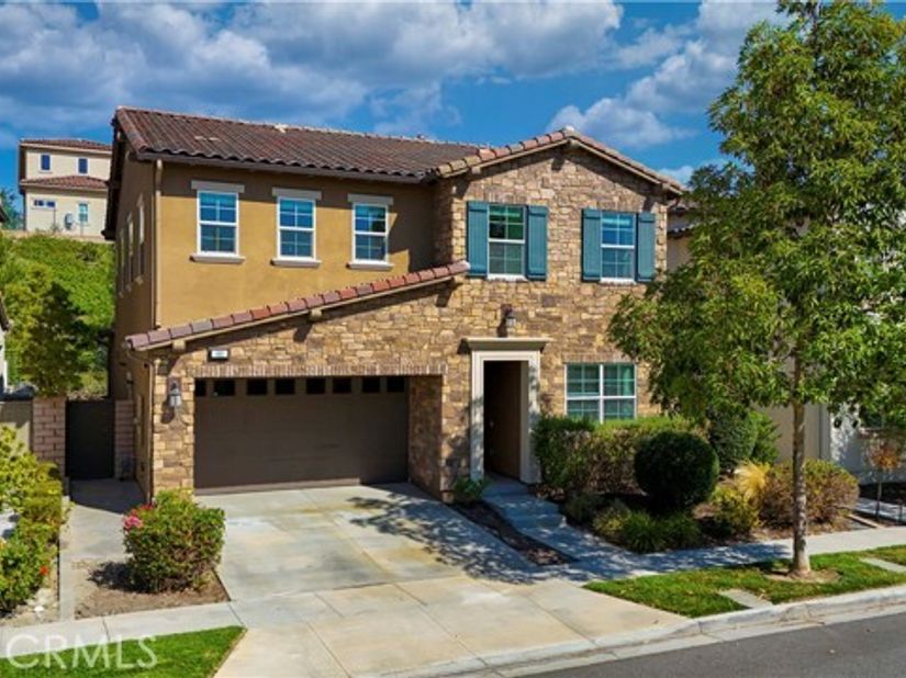 40 Forster, Lake Forest (el Toro) CA 92630