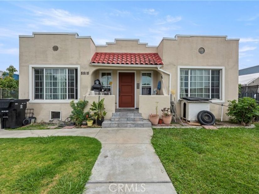 8818 Prince, Los Angeles CA 90002