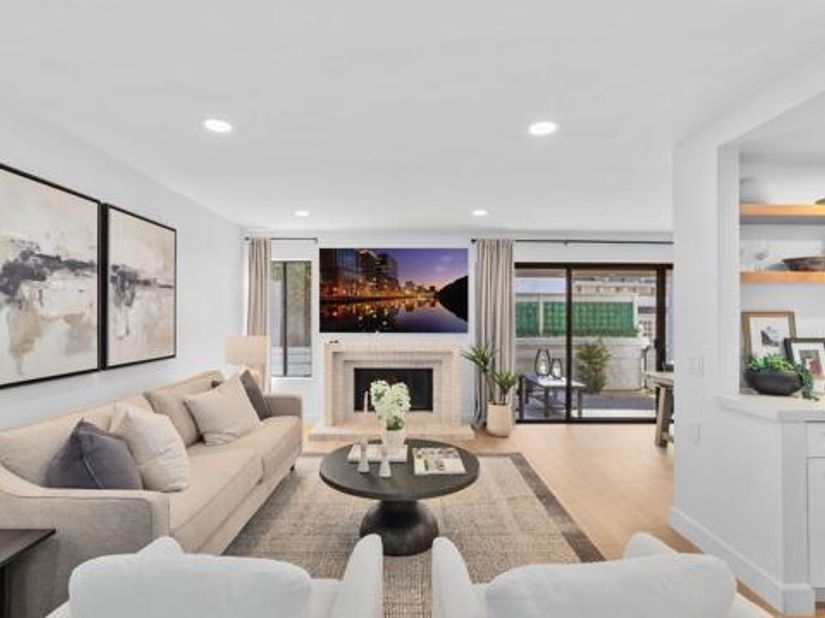 532 Via De La Valle F, Solana Beach CA 92075
