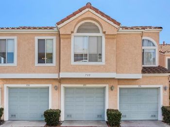 735 Buena Tierra Way