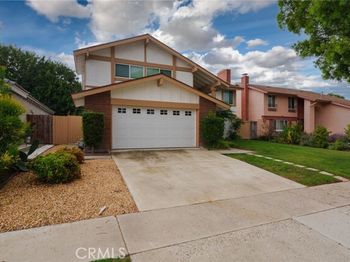 3832 Hamilton