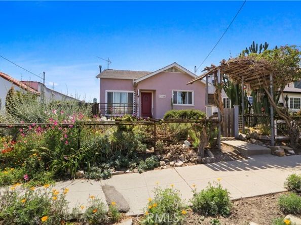 1055 W 17th, San Pedro (los Angeles) CA 90731