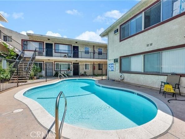 8800 Cedros Avenue 207, Panorama City (los Angeles) CA 91402