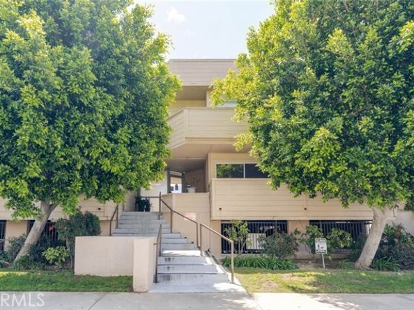 9920 Jordan Avenue 9, Chatsworth (los Angeles) CA 91311